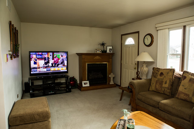 3672 Jackson St, Lansing, IL 60438 photo 4