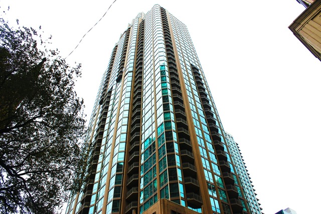 21 E Huron St #3701, Chicago, IL 60611 photo 1