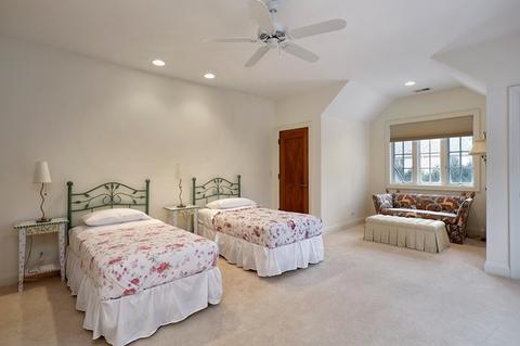 301 Keystone Ct, Glencoe, IL 60022 photo 12