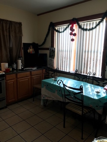 5759 S Artesian Ave, Chicago, IL 60629 photo 4