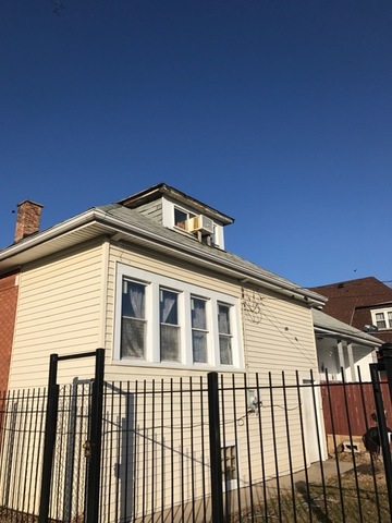 5759 S Artesian Ave, Chicago, IL 60629 photo 17