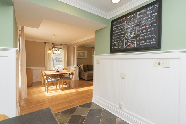 1015 W Healey St, Champaign, IL 61821 photo 5