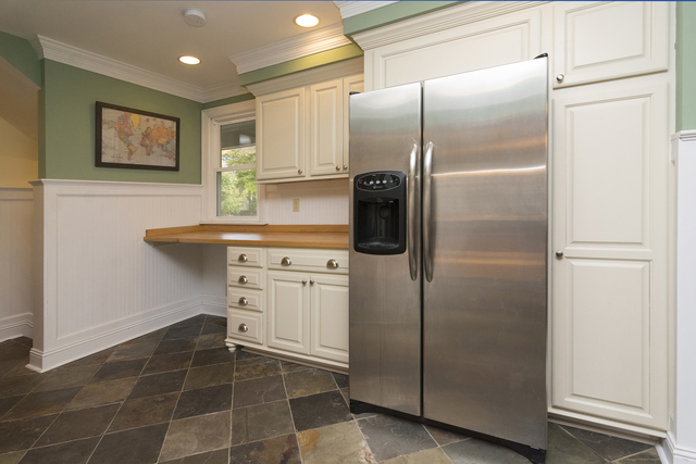 1015 W Healey St, Champaign, IL 61821 photo 9