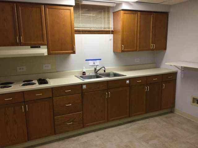863 Chippewa Dr, Elgin, IL 60120 photo 12