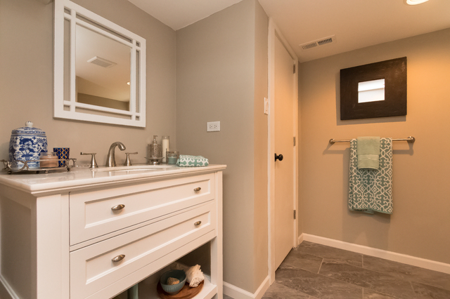 3703 W 64th Pl, Chicago, IL 60629 photo 9