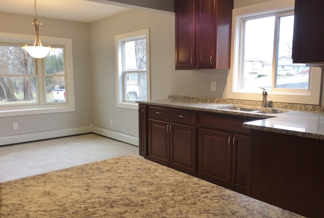 4906 W Orchard Dr, Mchenry, IL 60050 photo 9