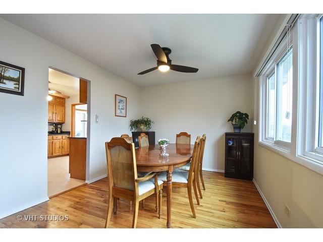 1625 Pierce Rd, Hoffman Estates, IL 60169 photo 8