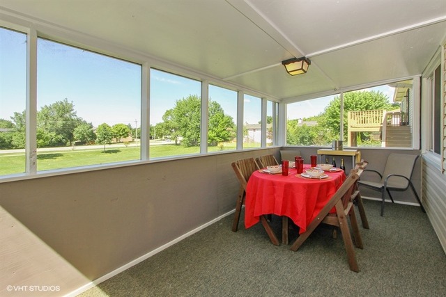1680 Castaway Ln, Hoffman Estates, IL 60192 photo 12