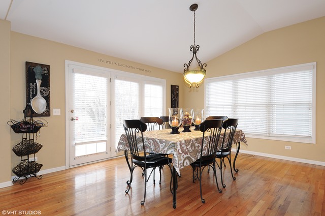 12102 Winterberry Ln, Plainfield, IL 60585 photo 4