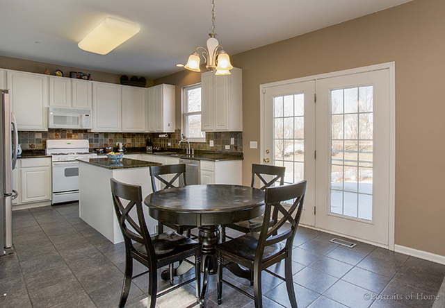 6000 Irene Dr, Hoffman Estates, IL 60192 photo 8