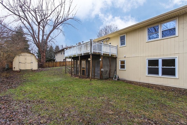 528 N Lyle Ave, Elgin, IL 60123 photo 21