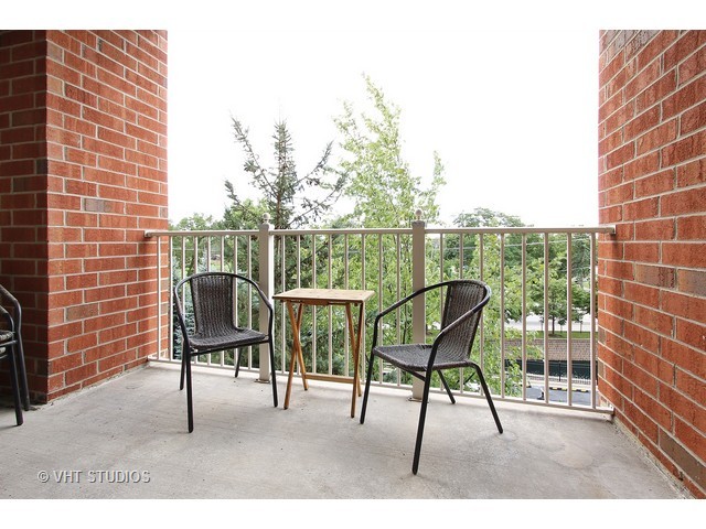 1 Itasca Place #206, Itasca, IL 60143 photo 9