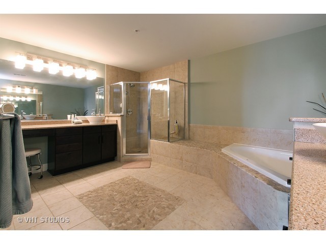1 Itasca Place #206, Itasca, IL 60143 photo 6