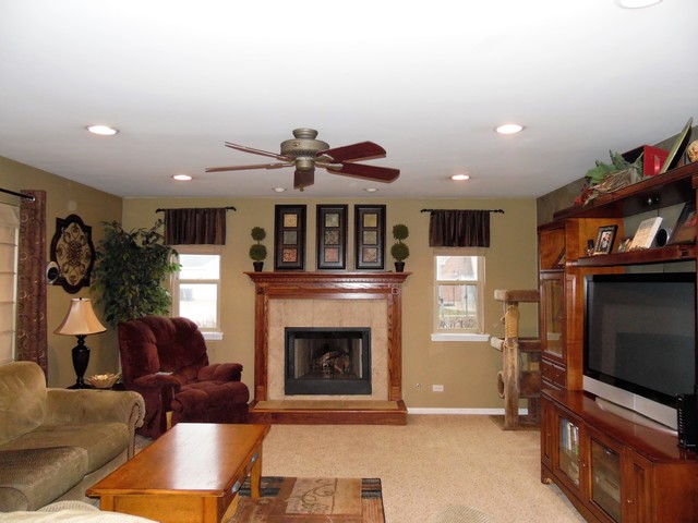 903 Joanne Dr, Minooka, IL 60447 photo 12