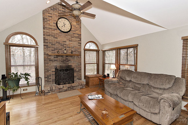 2605 Stilling Ln, Mchenry, IL 60050 photo 7