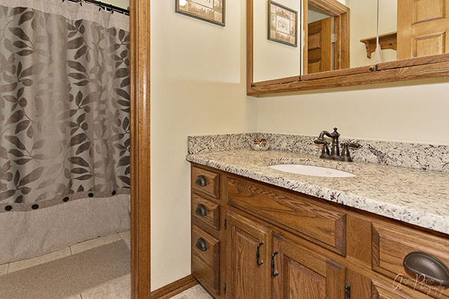 2605 Stilling Ln, Mchenry, IL 60050 photo 15