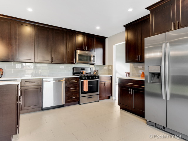 848 Tallgrass Dr, Bartlett, IL 60103 photo 8