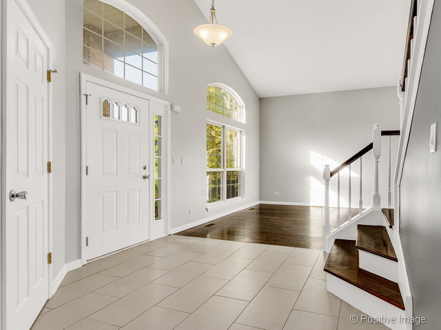 848 Tallgrass Dr, Bartlett, IL 60103 photo 3