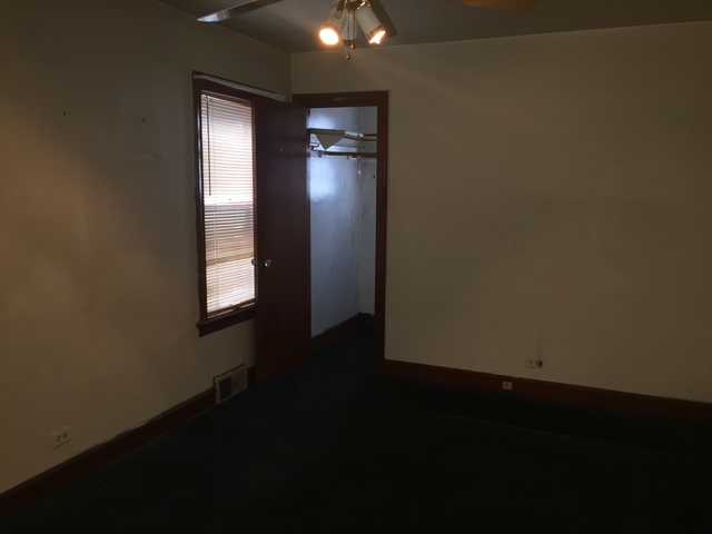 7326 S Artesian Ave, Chicago, IL 60629 photo 9