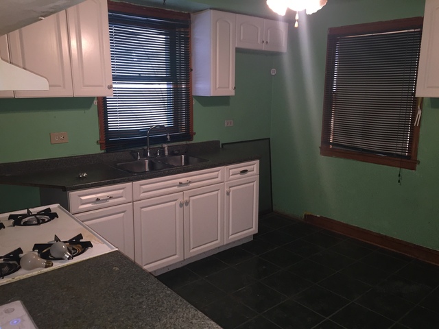 7326 S Artesian Ave, Chicago, IL 60629 photo 5