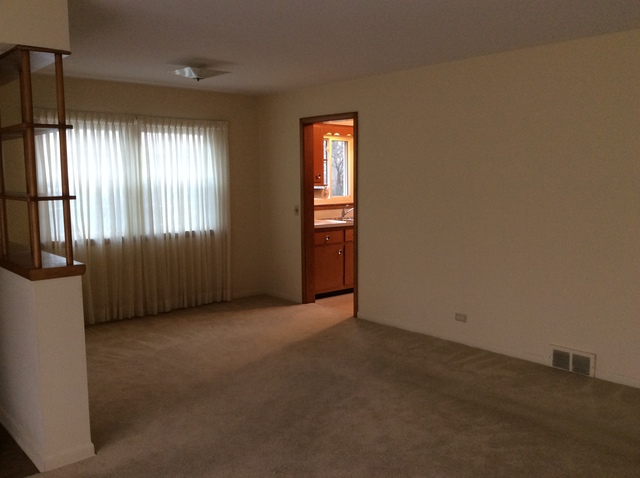 837 S Spring Rd, Elmhurst, IL 60126 photo 3