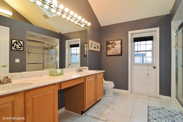 742 Braintree Ln E, Bartlett, IL 60103 photo 7