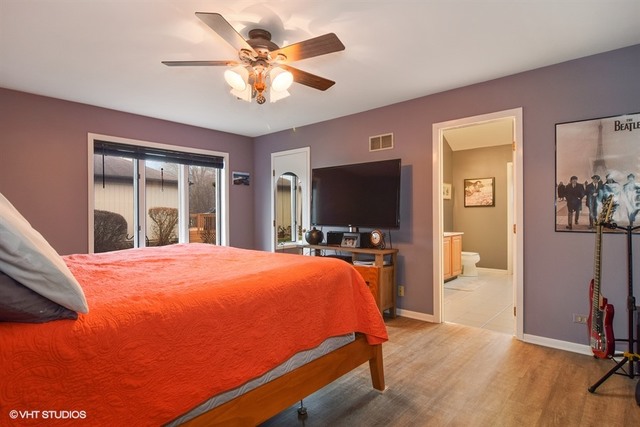 742 Braintree Ln E, Bartlett, IL 60103 photo 6