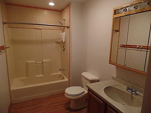 422 E Steward St, Plano, IL 60545 photo 10