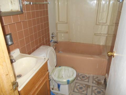 7319 S Artesian Ave, Chicago, IL 60629 photo 17