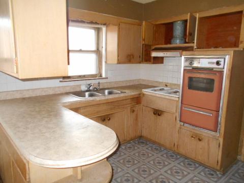 7319 S Artesian Ave, Chicago, IL 60629 photo 4