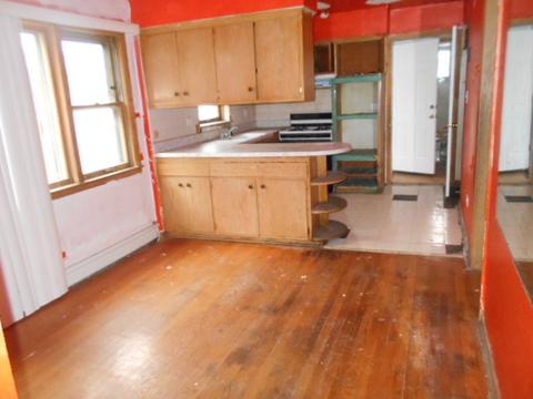 7319 S Artesian Ave, Chicago, IL 60629 photo 13