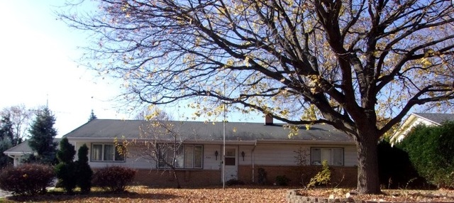 706 Grant St, Harvard, IL 60033 photo 1