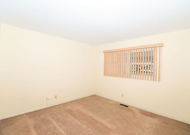 4009 Maple Ave, Mchenry, IL 60050 photo 10