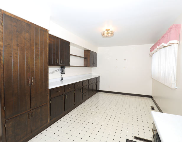 4009 Maple Ave, Mchenry, IL 60050 photo 8