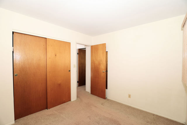 4009 Maple Ave, Mchenry, IL 60050 photo 9