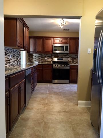 1850 Ashley Rd, Hoffman Estates, IL 60169 photo 7