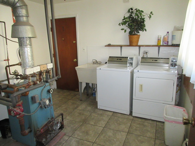 378 N 3rd Ave, Des Plaines, IL 60016 photo 4