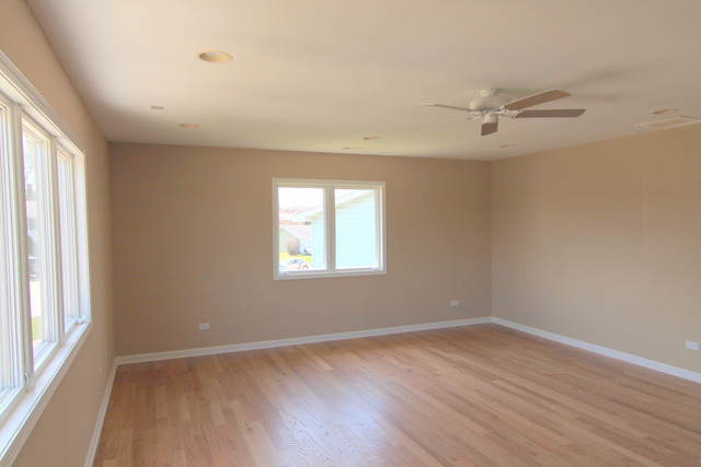 1190 Glen Ln, Hoffman Estates, IL 60169 photo 10