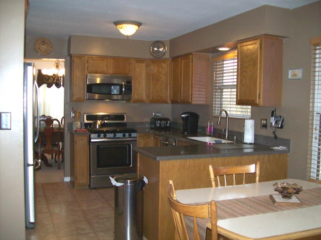 996 Georgian Pl, Bartlett, IL 60103 photo 6