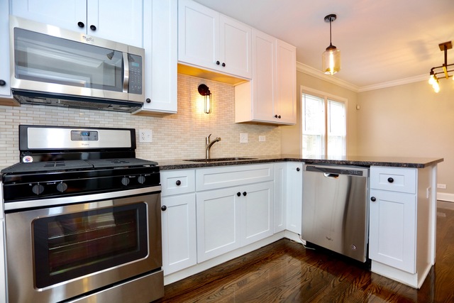 1322 E 89th Pl, Chicago, IL 60619 photo 8
