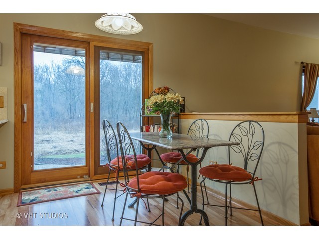631 Hackberry Ln, Algonquin, IL 60102 photo 5