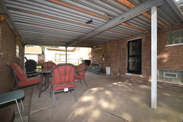 51 E 124th Pl, Chicago, IL 60628 photo 19