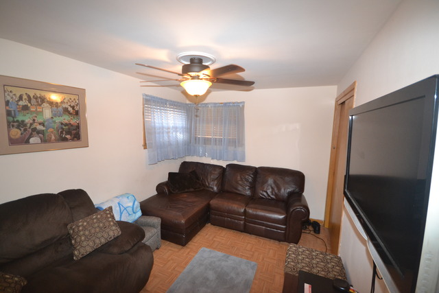 51 E 124th Pl, Chicago, IL 60628 photo 13