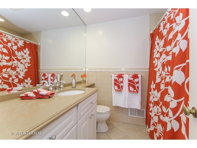 910 Gordon Ter, Winnetka, IL 60093 photo 12