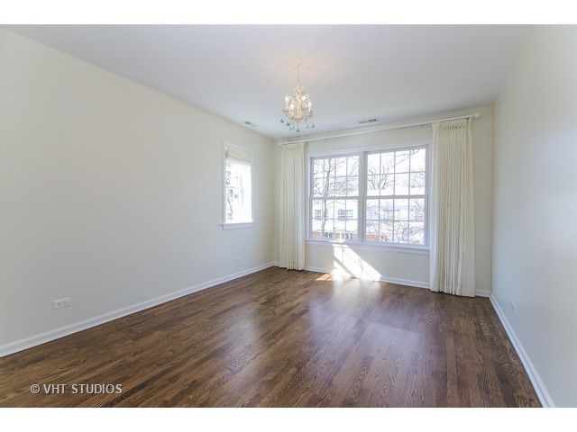 910 Gordon Ter, Winnetka, IL 60093 photo 13