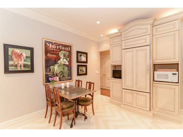 21 Elm St #2C, Chicago, IL 60611 photo 6