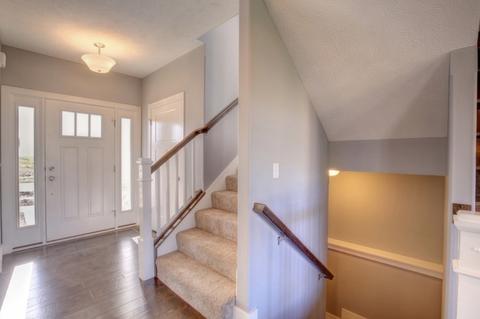 1914 Max Run Dr, Champaign, IL 61822 photo 2