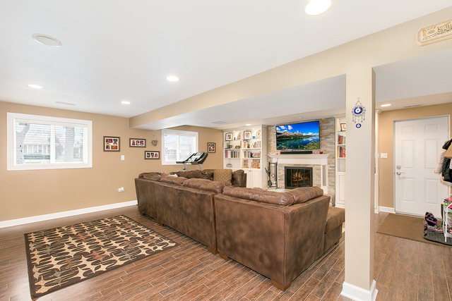 363 Debra Dr, Des Plaines, IL 60016 photo 20