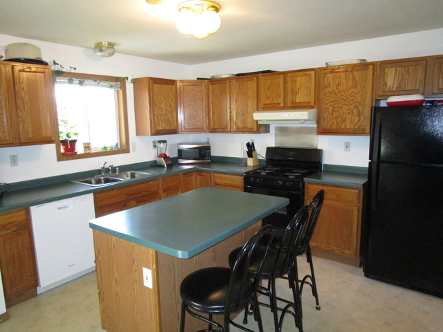 513 Iona Ln, Harvard, IL 60033 photo 7