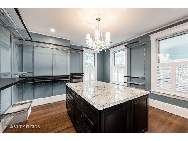 1047 Forest Ave, Evanston, IL 60202 photo 14